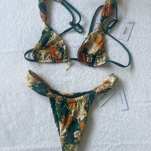 Bydee Swim Set in Antigua